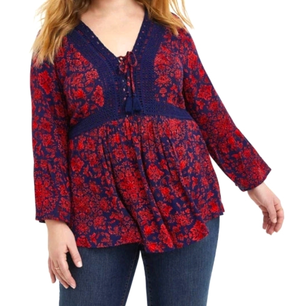 NWT..Torrid Relaxed Red and Blue Long Sleeve Tunic..SIZE:4X
